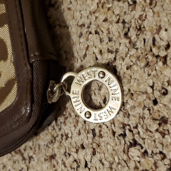 Nine West Animal Print Tablet Case - Picture 4 of 12